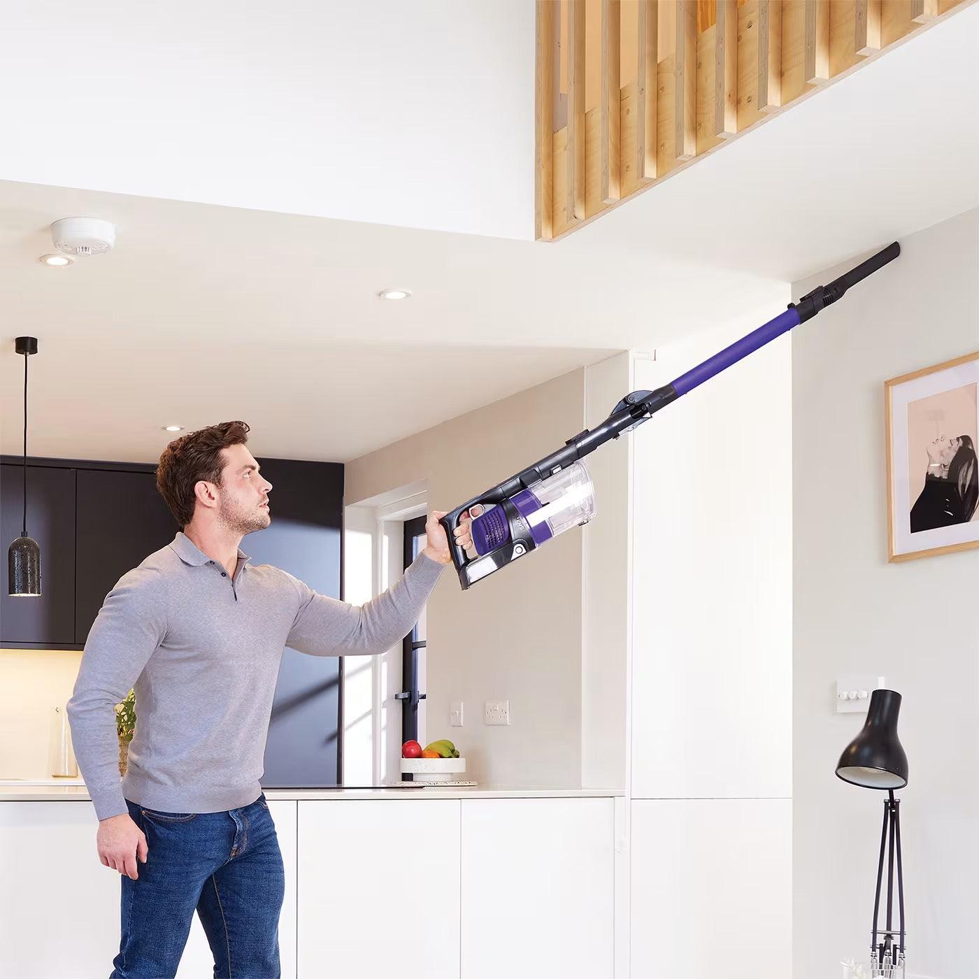 Shark - Cordless Stick Pro Vacuum | 0.7L | 40-Minutes Run Time