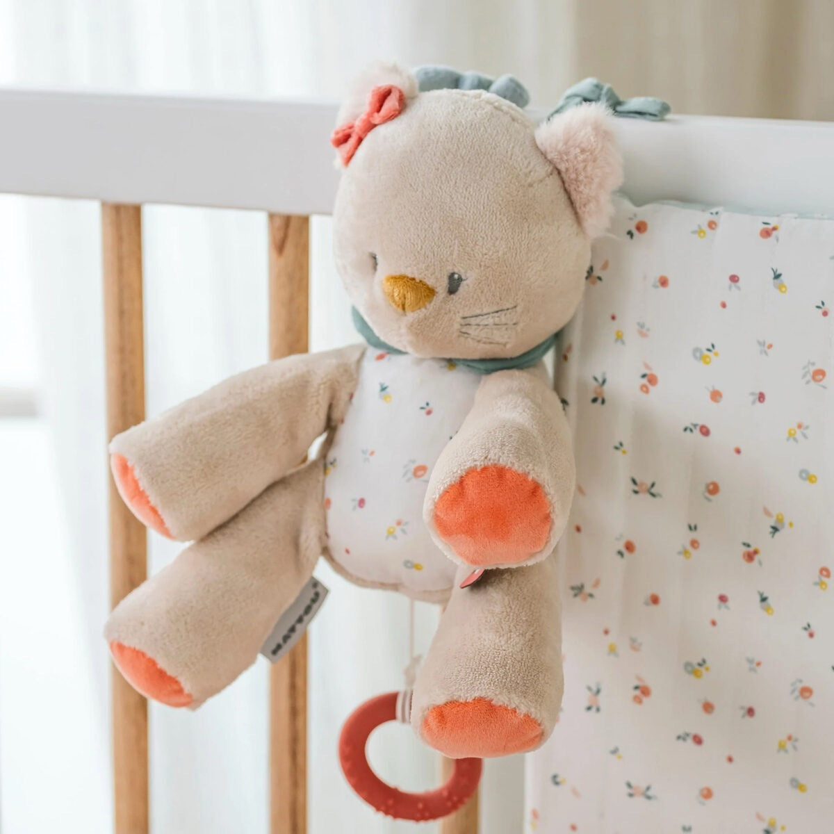 Nattou - Musical Cuddly Cat | Lana