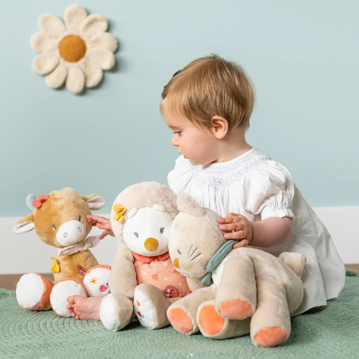 Nattou - Musical Cuddly Cat | Lana