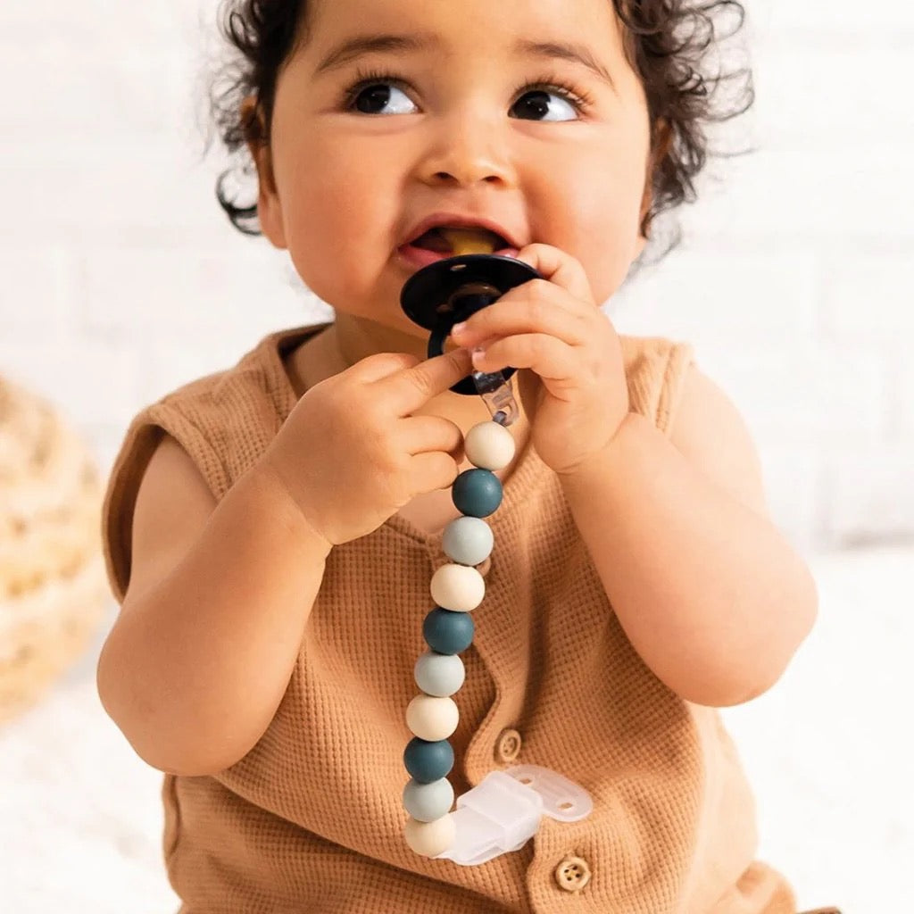 Nattou - Silicone Pacifier Clip | 25cm | Peach Nattou - Silicone Pacifier Clip | 25cm | Peach