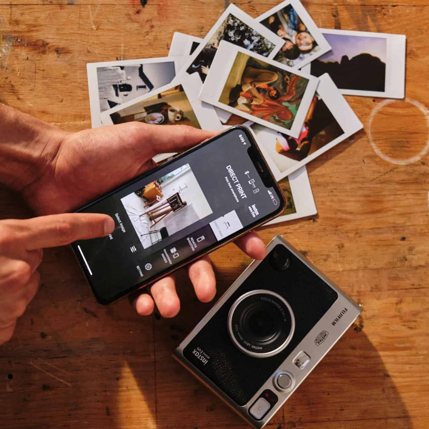 Fujifilm - Instax Mini Evo Hybrid Instant Camera | Black