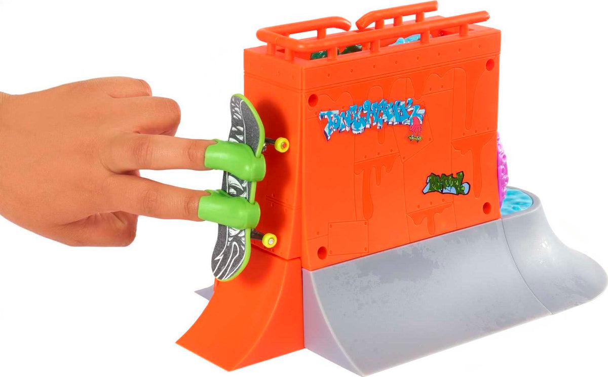 Hot Wheels - لوح تزلج في حديقة التزلج مع لوح تزلج بالأصابع | 3-6 سنوات Hot Wheels - لوح تزلج في حديقة التزلج مع لوح تزلج بالأصابع | 3-6 سنوات