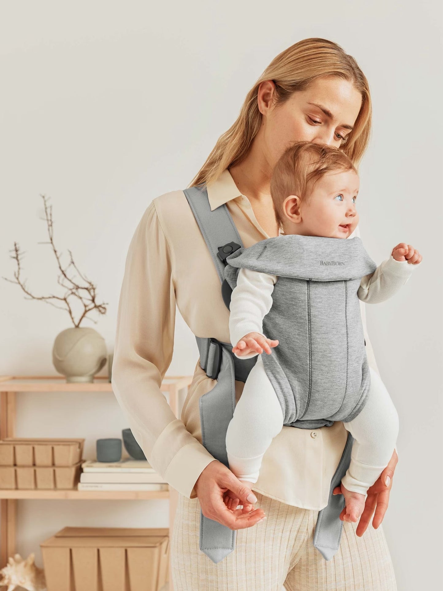 BabyBjörn - Baby Carrier Mini | 3D Jersey | Light Grey
