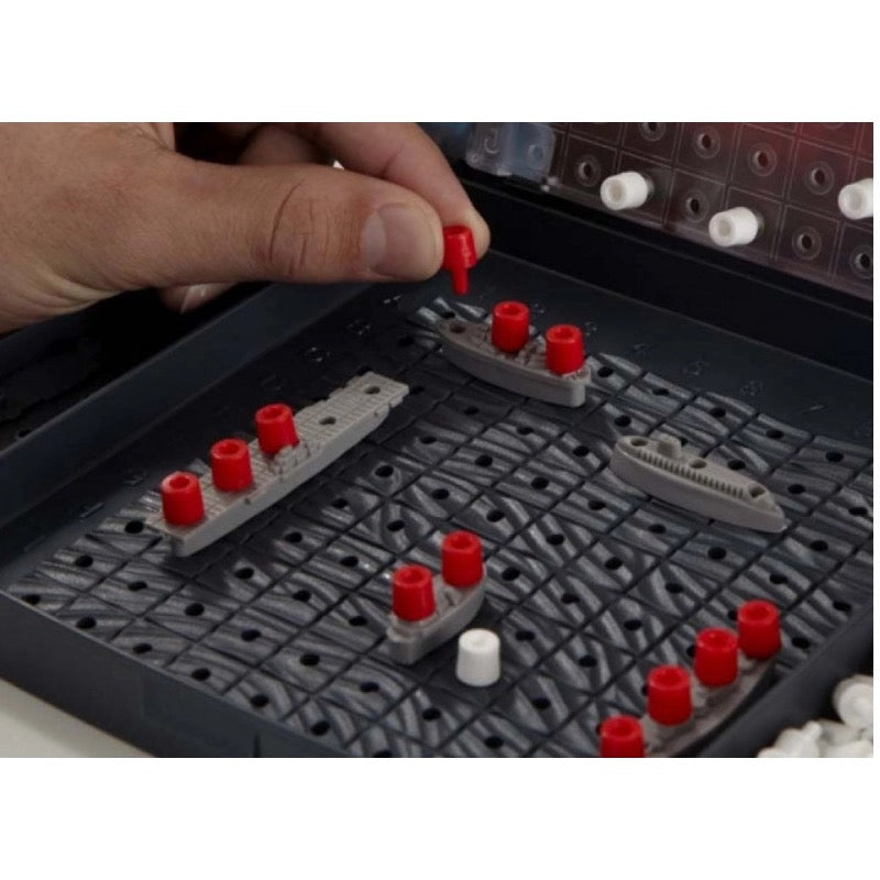 Battleship Grab & Go Game 7Y+ Battleship Grab & Go Game 7Y+