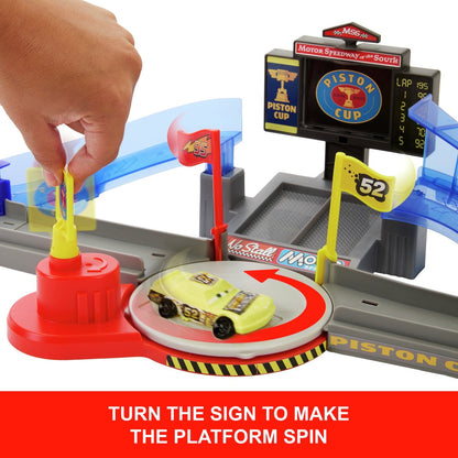 Disney Pixar Cars - Tongue-Out Lightning McQueen Playset & Toy Car