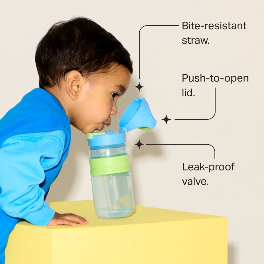 Tommee Tippee On the Go Straw Bottle 500ml | 18m+ | Pink Tommee Tippee On the Go Straw Bottle 500ml | 18m+ | Pink