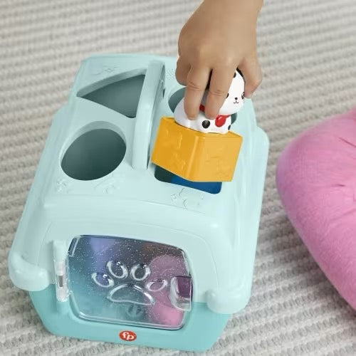 Fisher Price - لعبة حاملة الحيوانات الأليفة للفرز واللعب