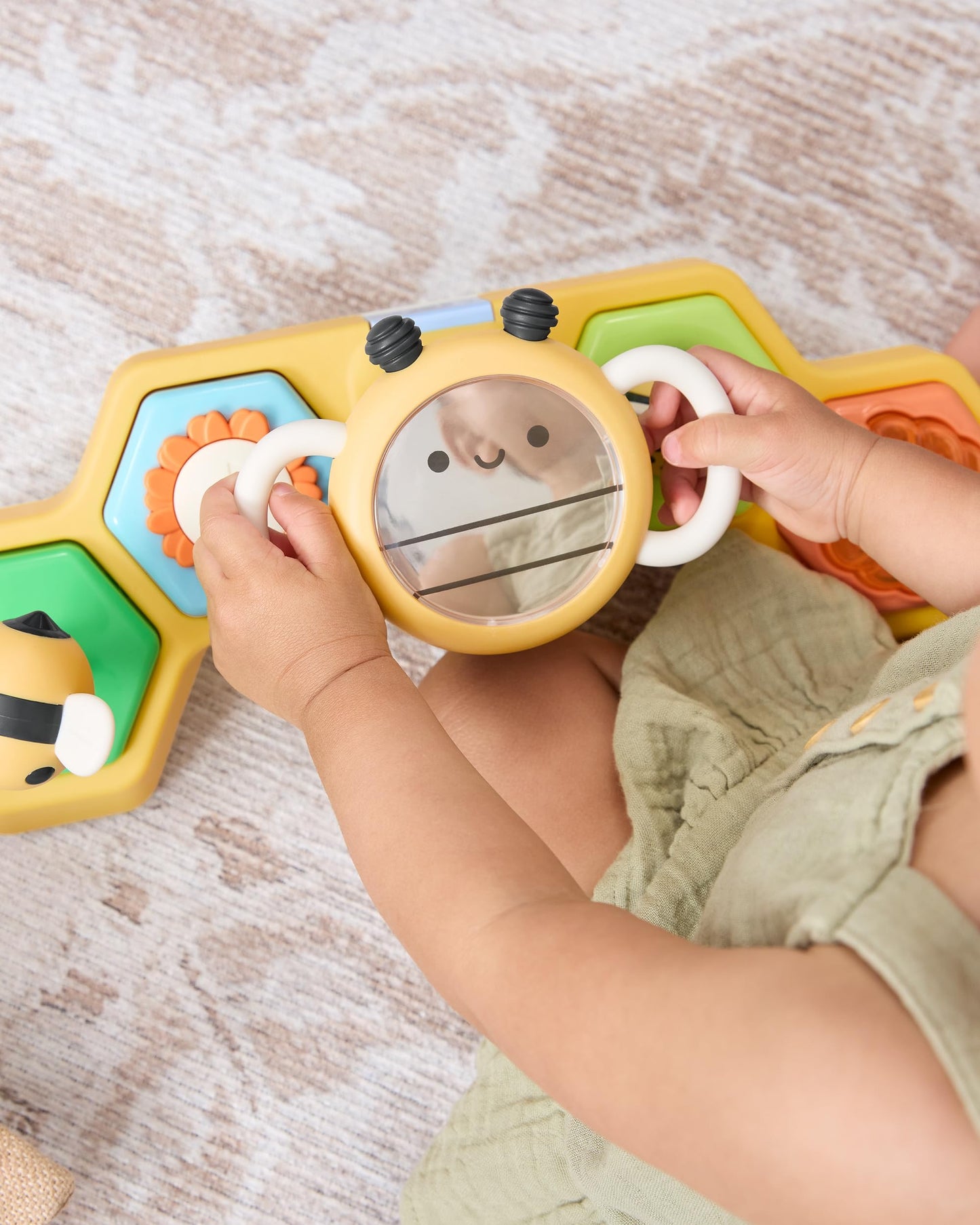 Skip Hop - Farmstand See & Bee Steering Wheel & Tummy Time Baby Toy