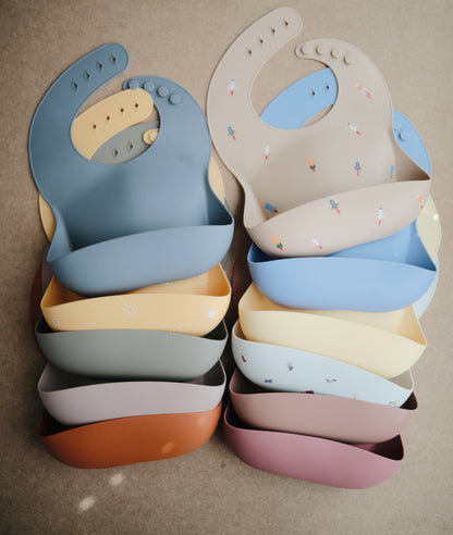 MUSHIE - Silicone Baby Bib | Butterflies