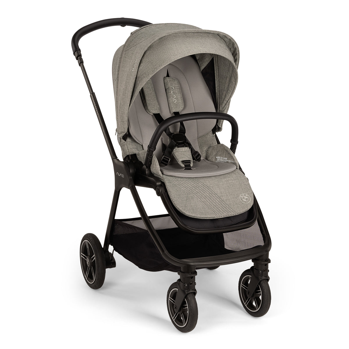 Nuna - عربة الأطفال TRIV™ NEXT إصدار BMW | 0-7 سنوات | جرافين Nuna - عربة الأطفال TRIV™ NEXT إصدار BMW | 0-7 سنوات | جرافين