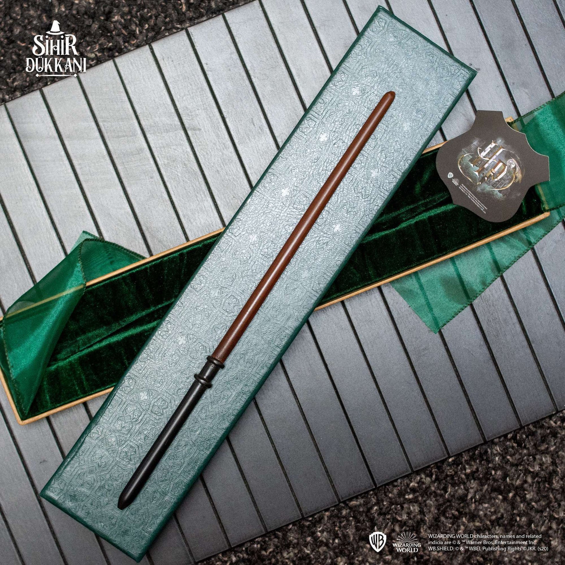 Wizarding World - Draco Malfoy's Wand with Ollivander's Box Wizarding World - Draco Malfoy's Wand with Ollivander's Box