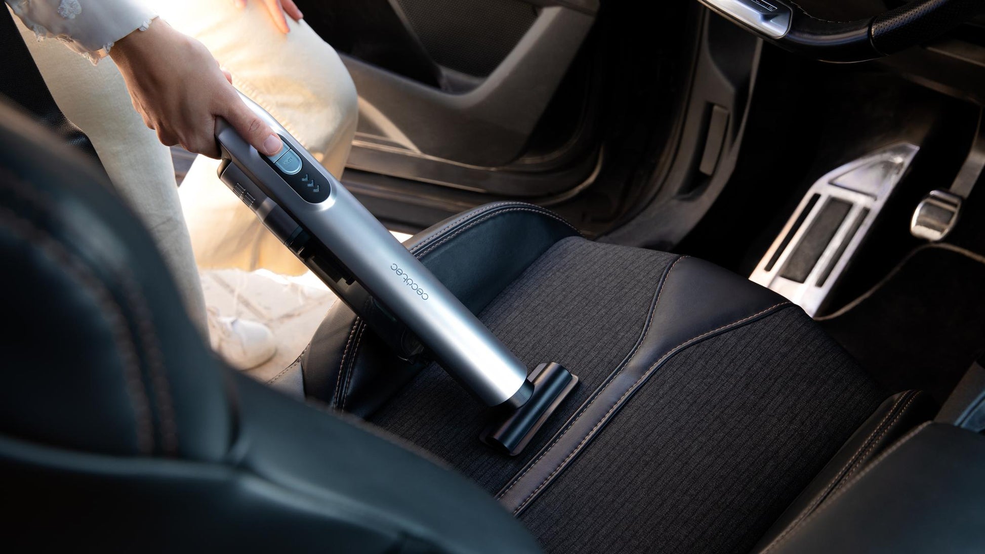 Cecotec Conga Rockstar Micro Essential handheld vacuum