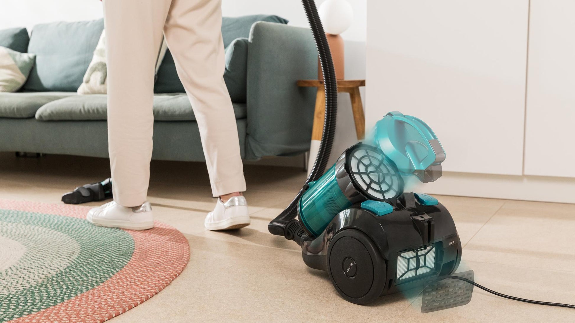 Cecotec Conga Rockstar Multicyclonic Plus vacuum