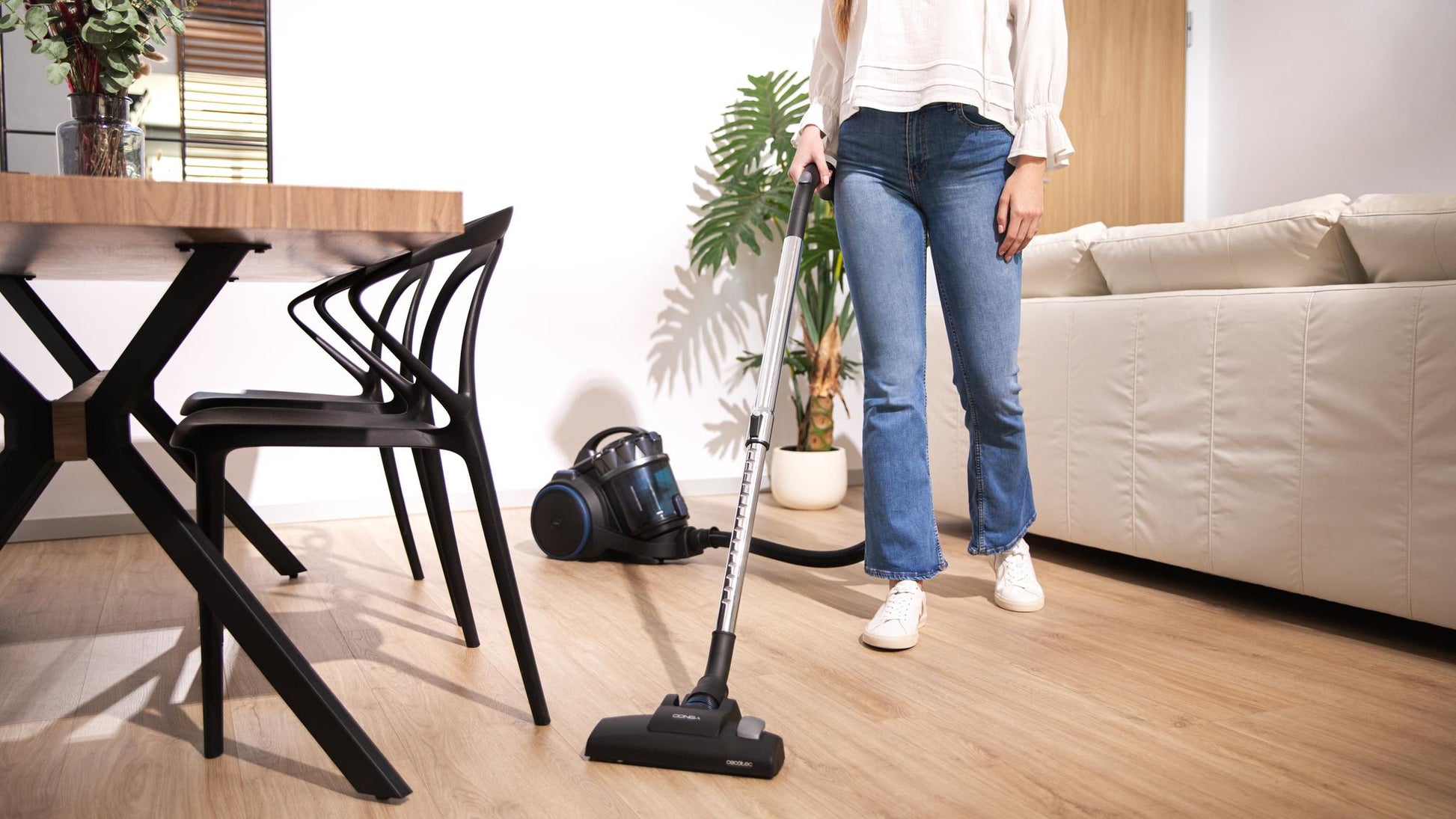 Cecotec Conga Rockstar Multicyclonic XXL vacuum