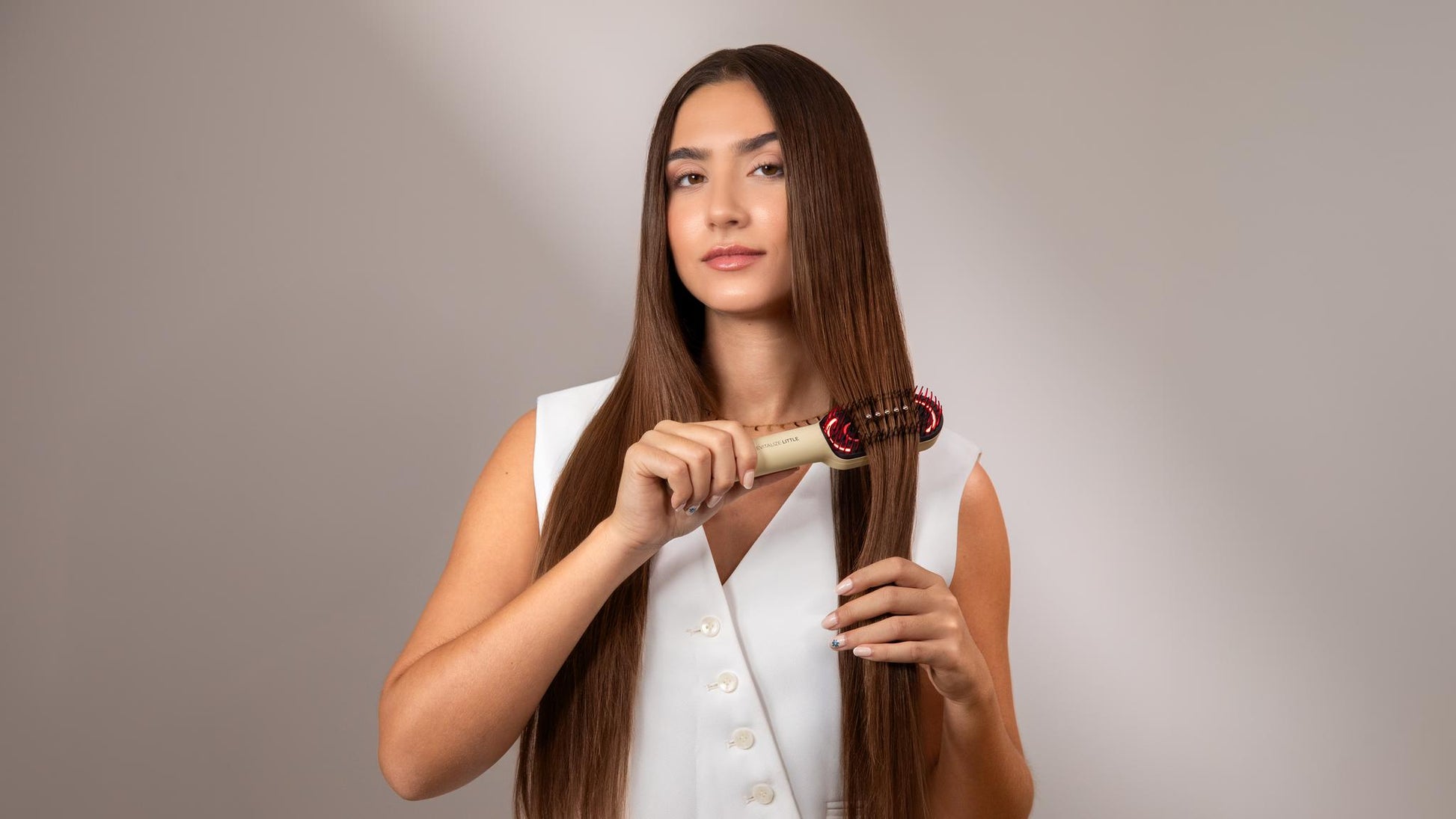 Cecotec HairCare Revitalize Little repair brush