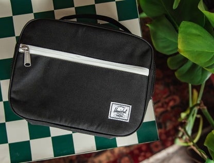 Herschel Pop Quiz Lunch Box Little Herschel Black 5L - lifestyle