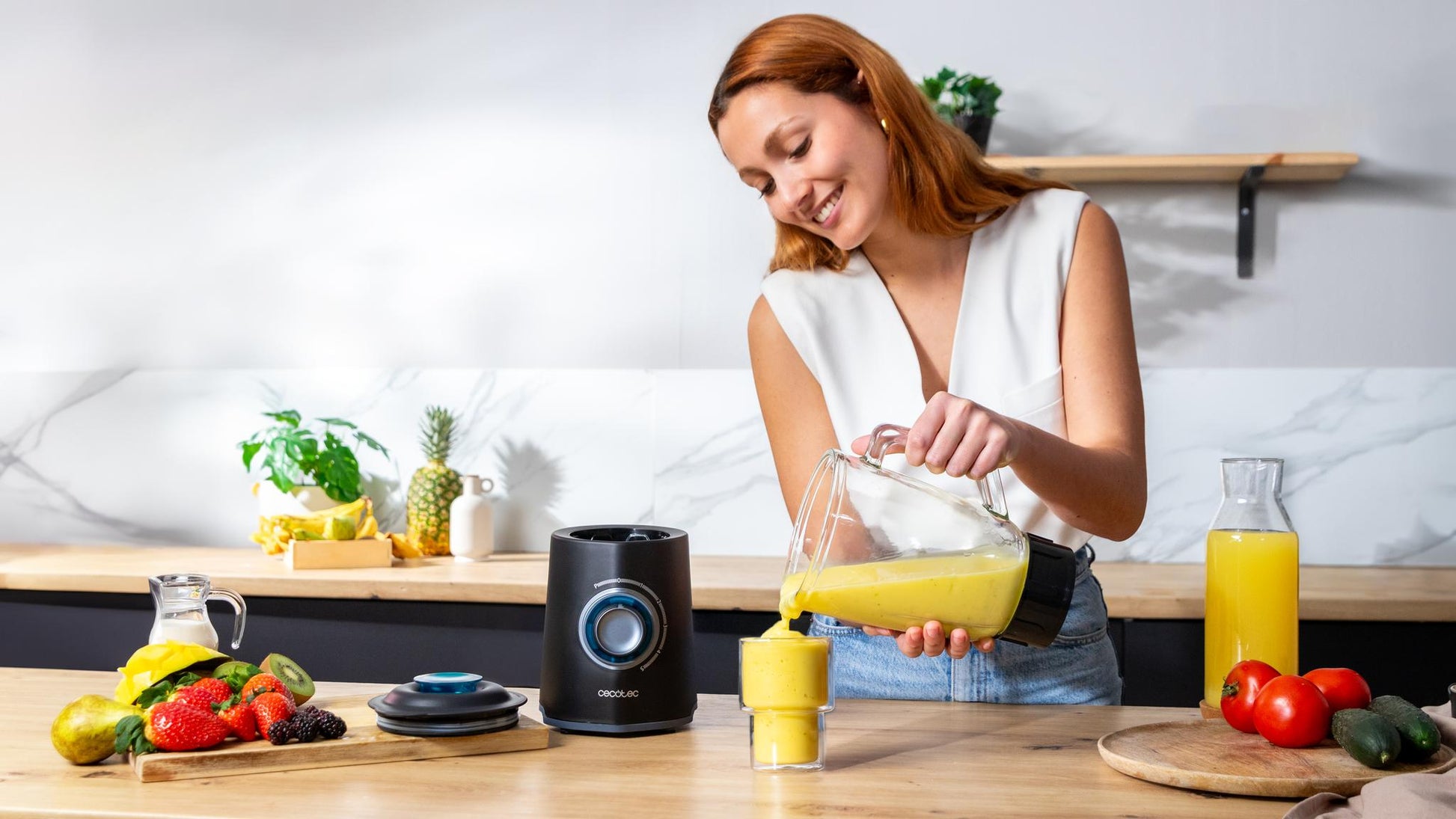 Cecotec Power Black Titanium 2000MAX Mix Go blender