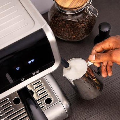 Cecotec Power Espresso 20 Barista Cream steam wand