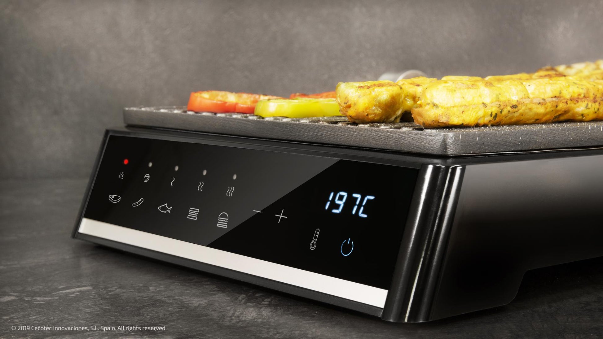 Cecotec Rock'nGrill Smart in use