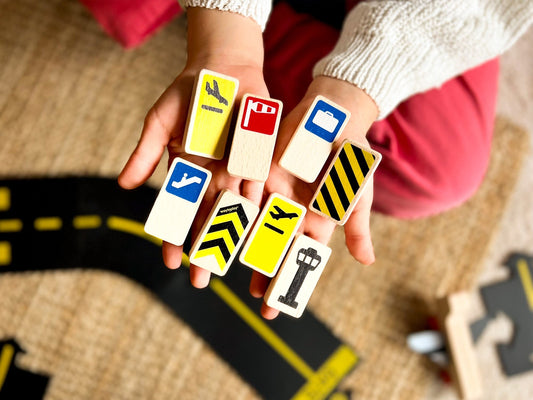 WayToPlay Roadblocks Airport Signs - BambiniJO Jordan