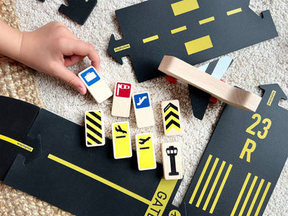 WayToPlay Roadblocks Airport Signs - BambiniJO Jordan