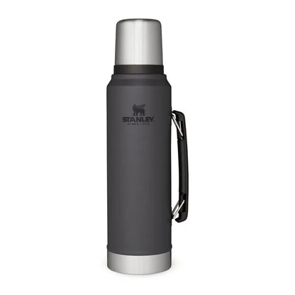 Stanley Classic Vac Bottle 1.1QT in Charcoal