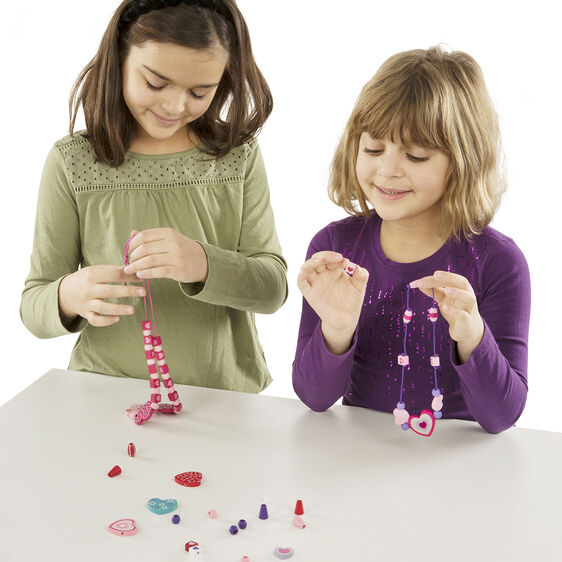 Melissa & Doug Created by Me! Heart Beads Wooden Bead Kit 4Y+ Melissa & Doug Created by Me! Heart Beads Wooden Bead Kit 4Y+