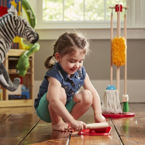 Melissa & Doug - Let's Play House! Dust! Sweep! Mop! 3Y+ Melissa & Doug - Let's Play House! Dust! Sweep! Mop! 3Y+