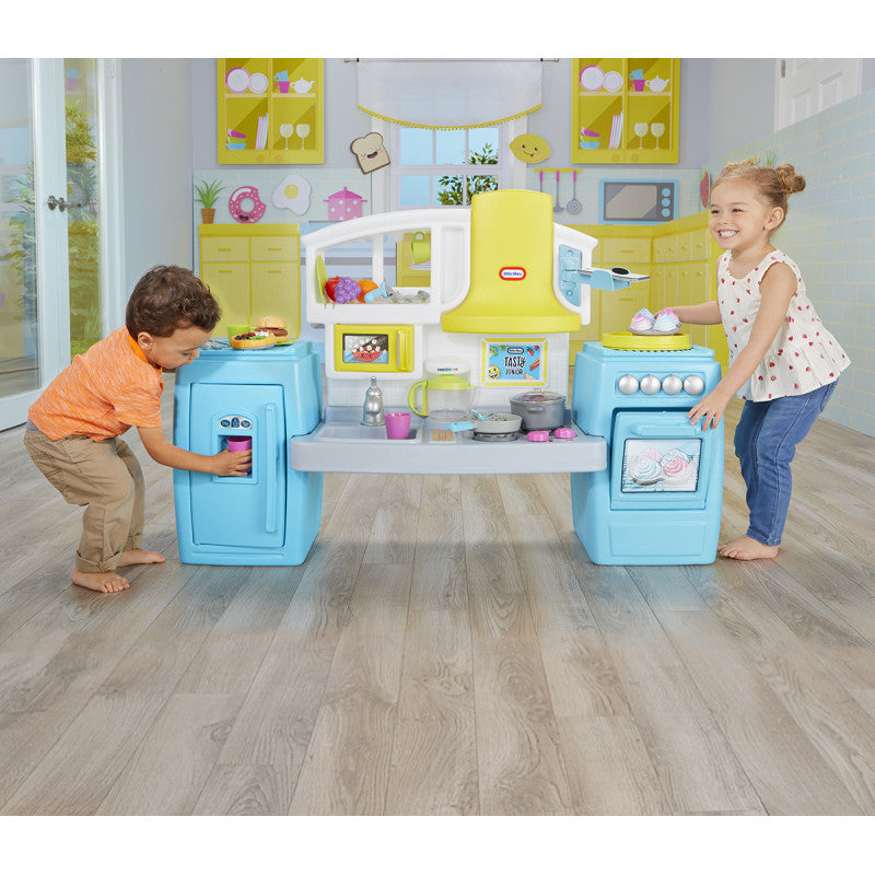 Little Tikes - Tasty Jr. Bake 'n Share Role Play Kitchen and Activity Set - BambiniJO