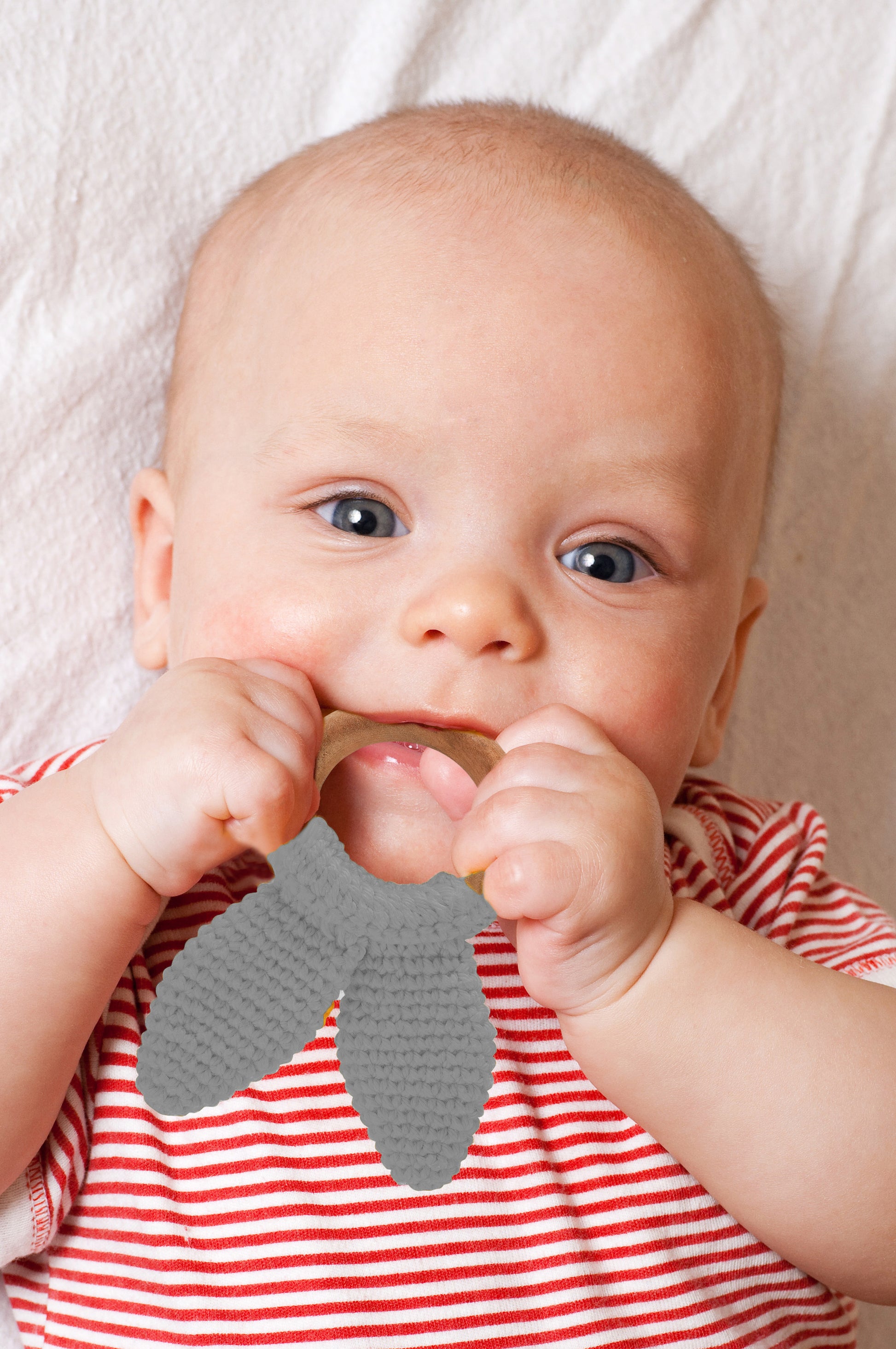 BabyJem - Knitted Cotton & Wooden Ring Teether BabyJem - Knitted Cotton & Wooden Ring Teether