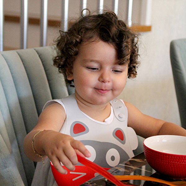 BabyJem - Baby Silicone Bib | 4 Colors - BambiniJO | Buy Online | Jordan