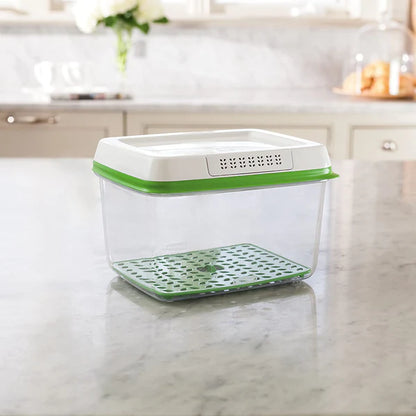 Rubbermaid® -  FreshWorks Large Rectangle Food Storage Container, 4.1 L