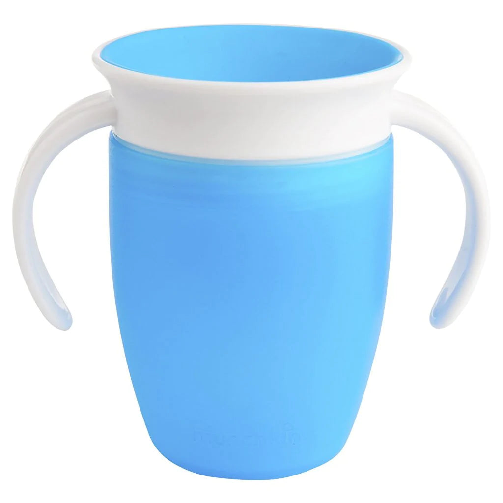 Munchkin Miracle 360 Cup with handles - 200ml - 7oz - 6M+ Munchkin Miracle 360 Cup with handles - 200ml - 7oz - 6M+