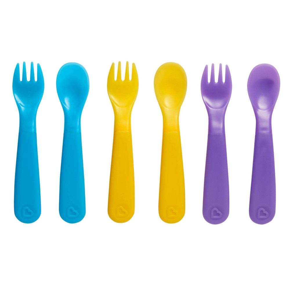 Munchkin ColorReveal™ Color Changing Toddler Forks & Spoons Munchkin ColorReveal™ Color Changing Toddler Forks & Spoons