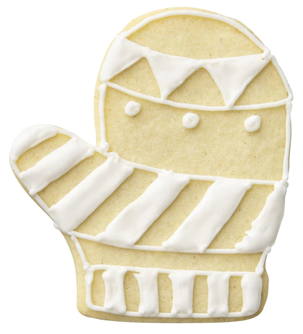 Zenker - Cookie Cutter Glove, Tinplate , 8X7.2 cm Zenker - Cookie Cutter Glove, Tinplate , 8X7.2 cm