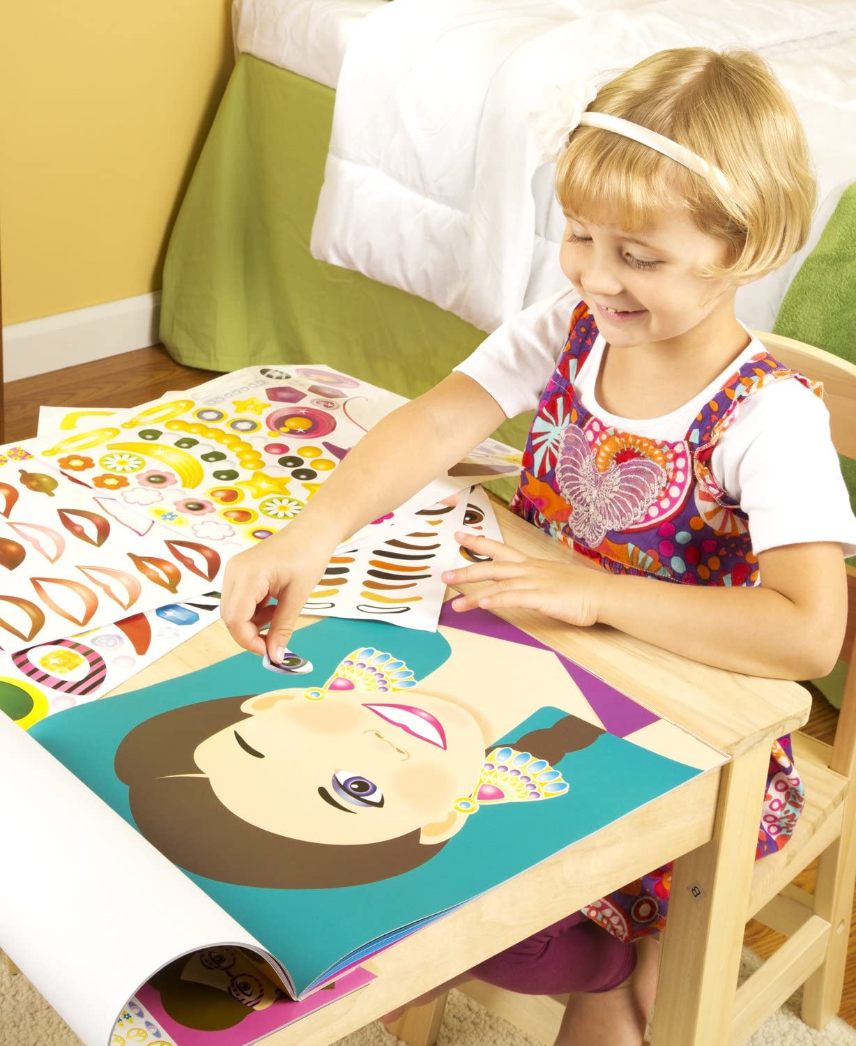 Melissa & Doug MAKE-A-FACE FASHION FACES STICKER PAD Melissa & Doug MAKE-A-FACE FASHION FACES STICKER PAD