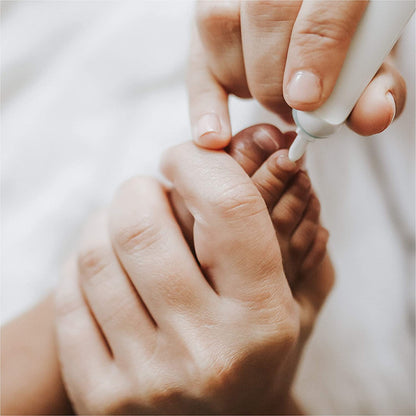 Frida Baby - 3 in 1 Nose, Nail + Ear Picker - BambiniJO | Buy Online | Jordan