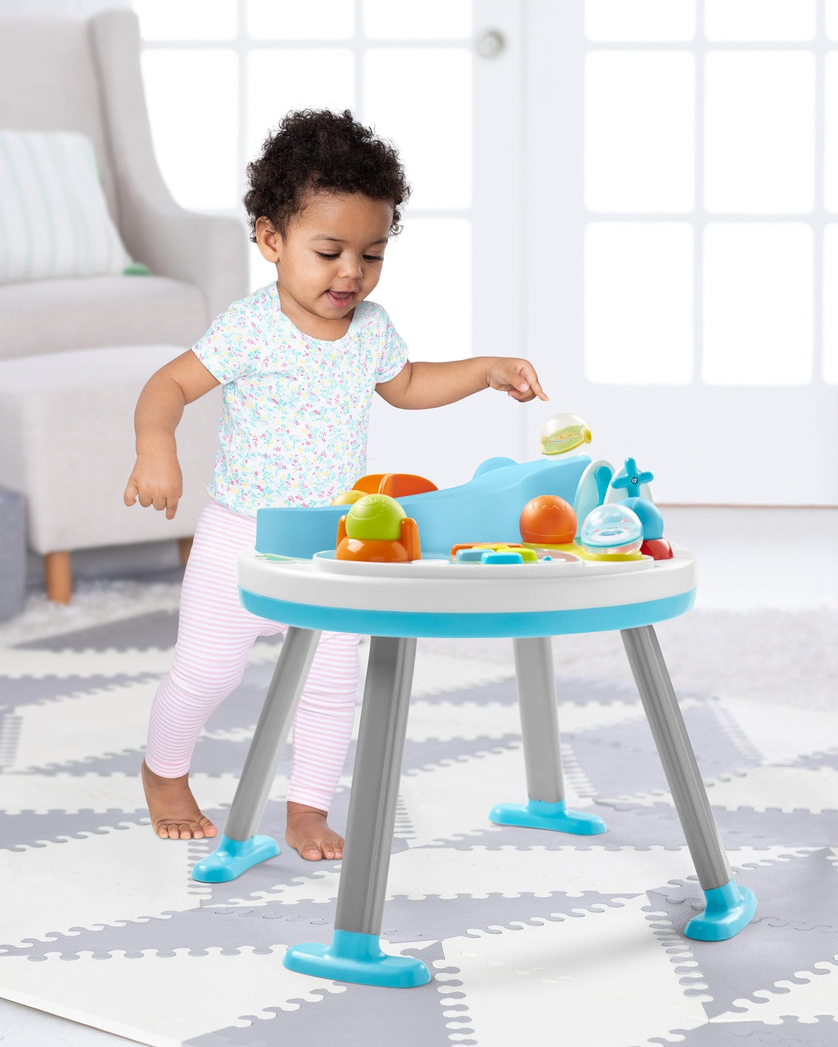 Skip Hop - Explore & More Let's Roll Activity Table Skip Hop - Explore & More Let's Roll Activity Table