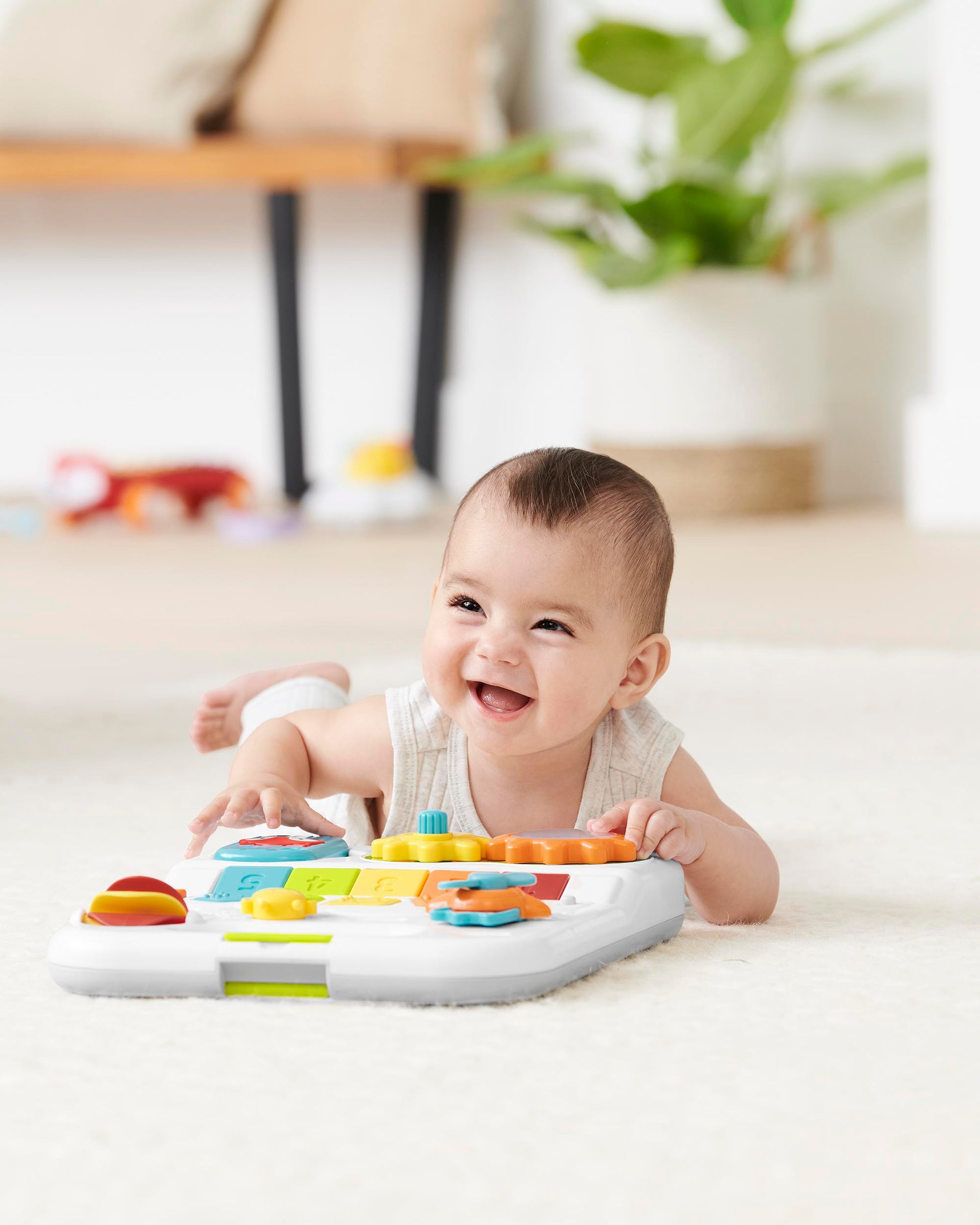 Skip Hop - Explore & More Grow Along 4-In-1 Activity Walker Skip Hop - Explore & More Grow Along 4-In-1 Activity Walker