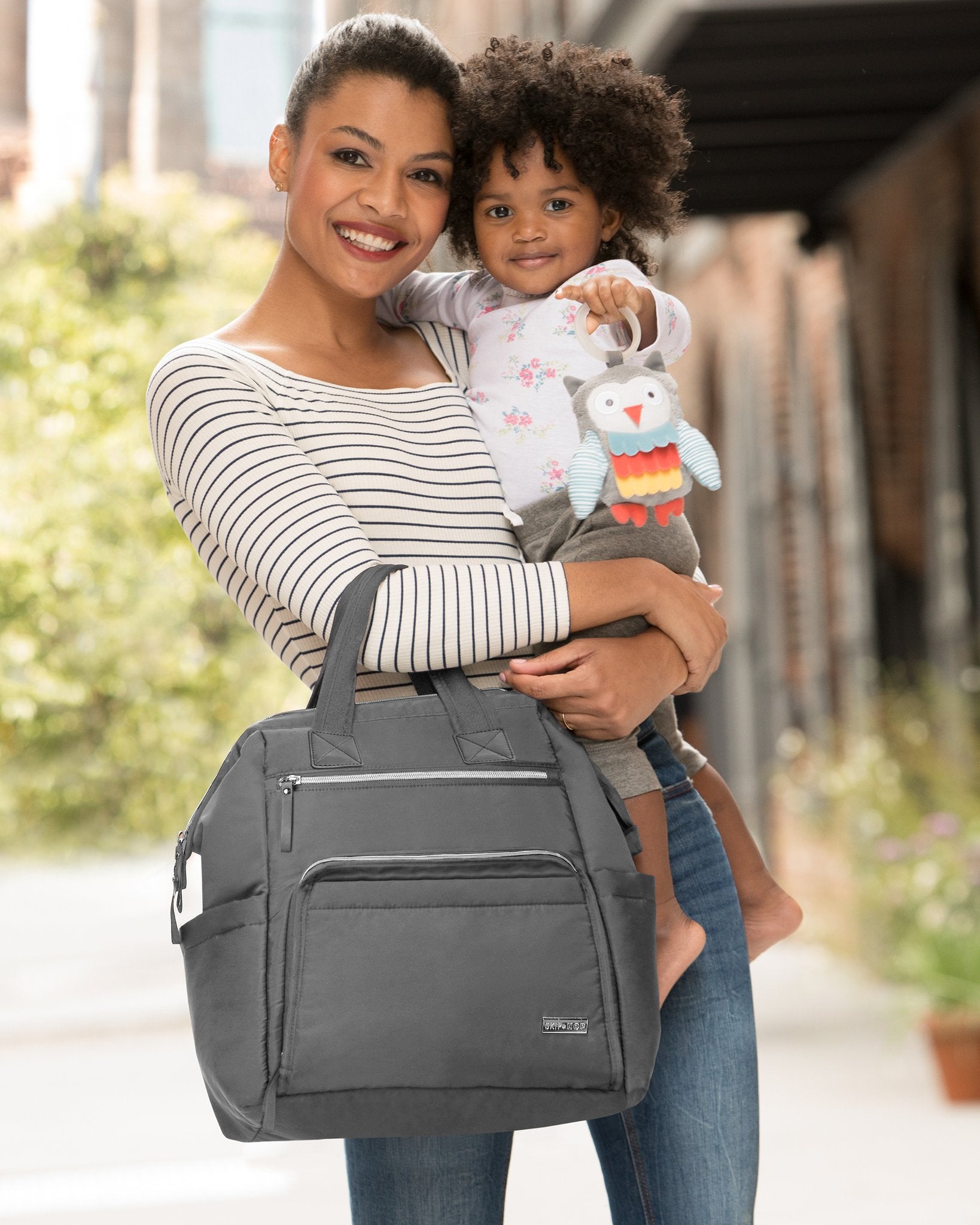 Skip Hop - Mainframe Wide Open Diaper Backpack Skip Hop - Mainframe Wide Open Diaper Backpack