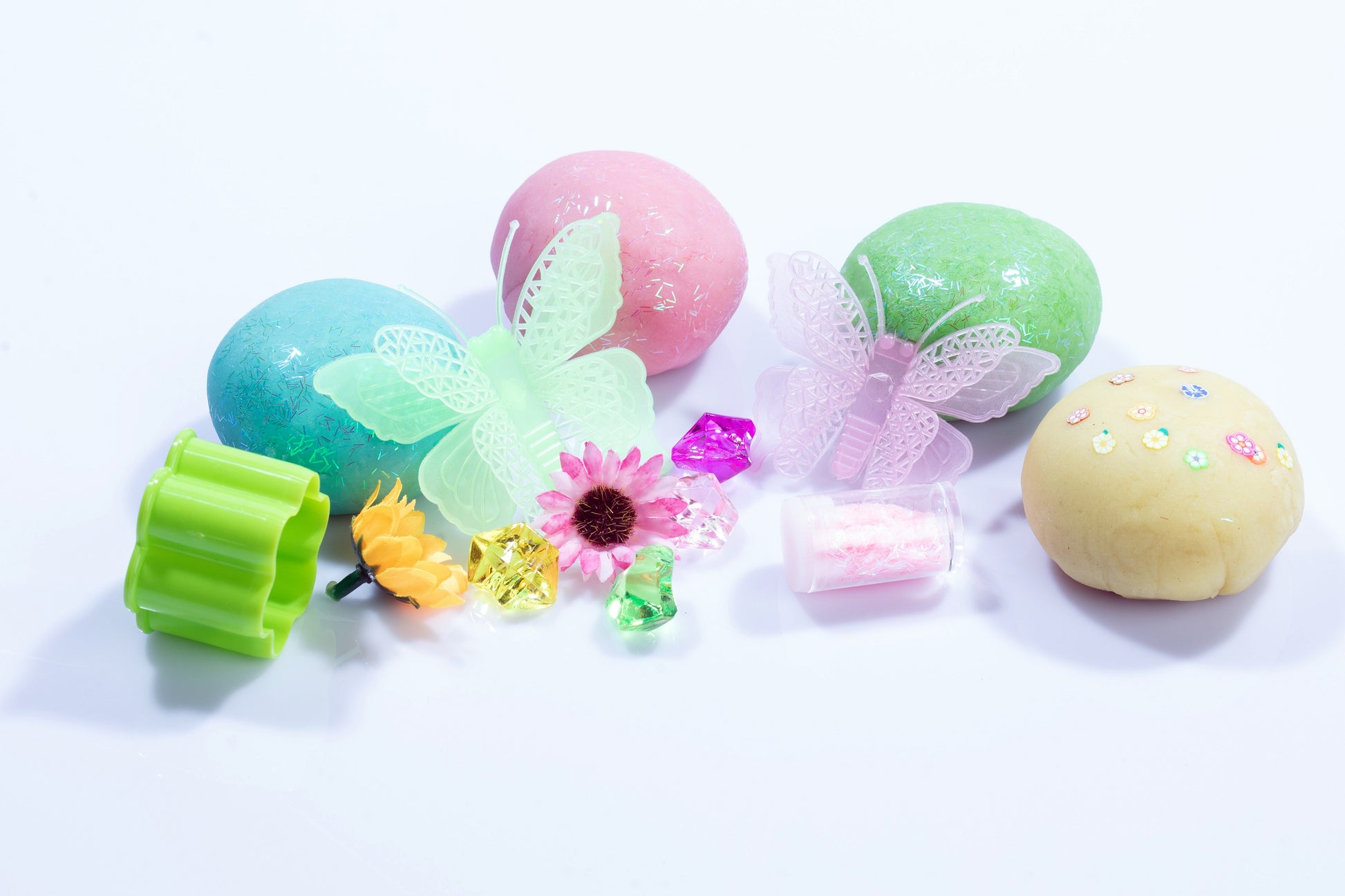 Yippee - Sensory Butterfly Play Dough Kit Yippee - Sensory Butterfly Play Dough Kit