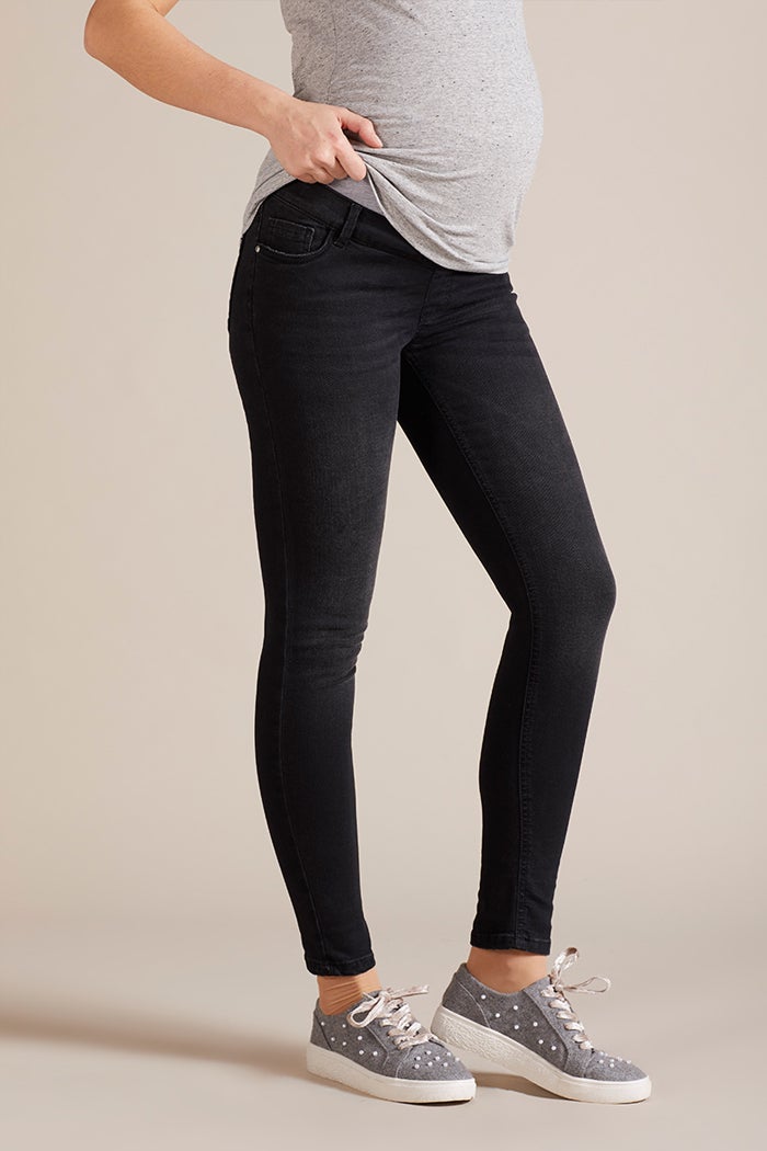Skinny Black Maternity Jeans - Size 42 Skinny Black Maternity Jeans - Size 42