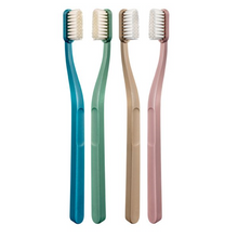 Load image into Gallery viewer, Green Clean Adult&#39;s Medium Toothbrush - BambiniJO | Buy Online | Jordan