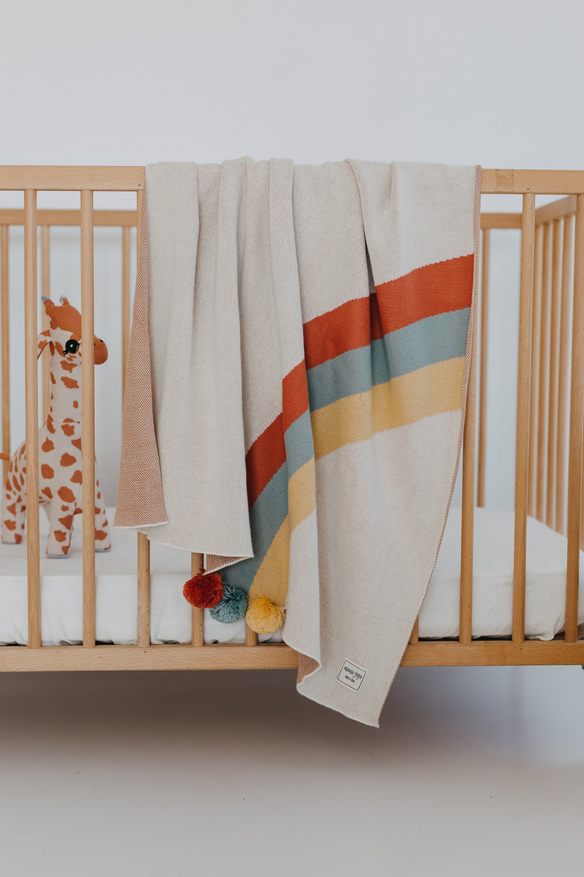 Organic Pompom Knitwear Blanket - Rainbow Organic Pompom Knitwear Blanket - Rainbow