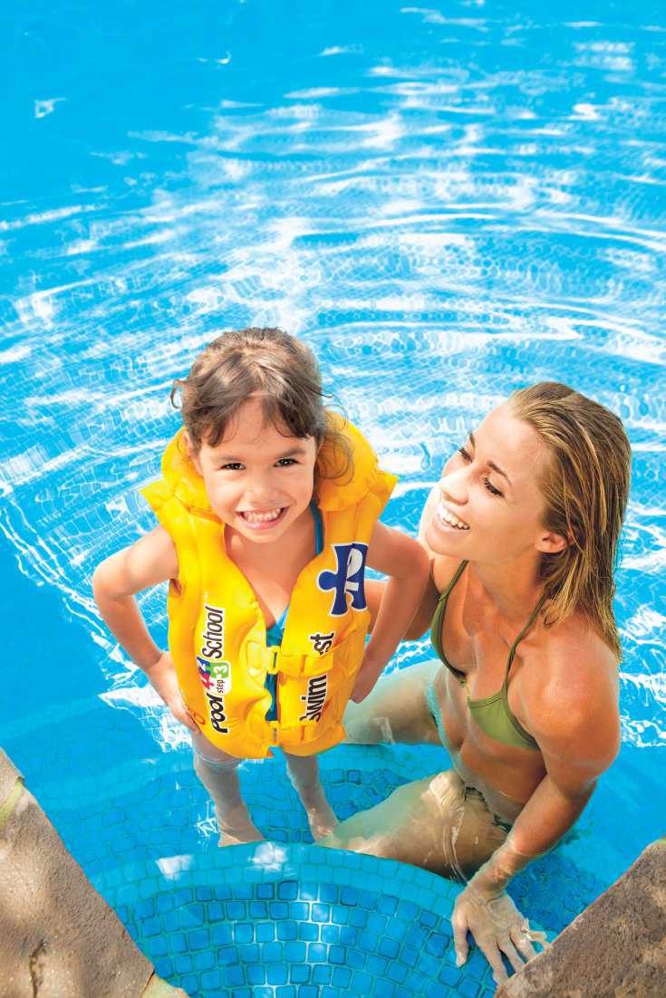 Intex - Deluxe Swim Vest Pool School, Ages 3-6 Intex - Deluxe Swim Vest Pool School, Ages 3-6