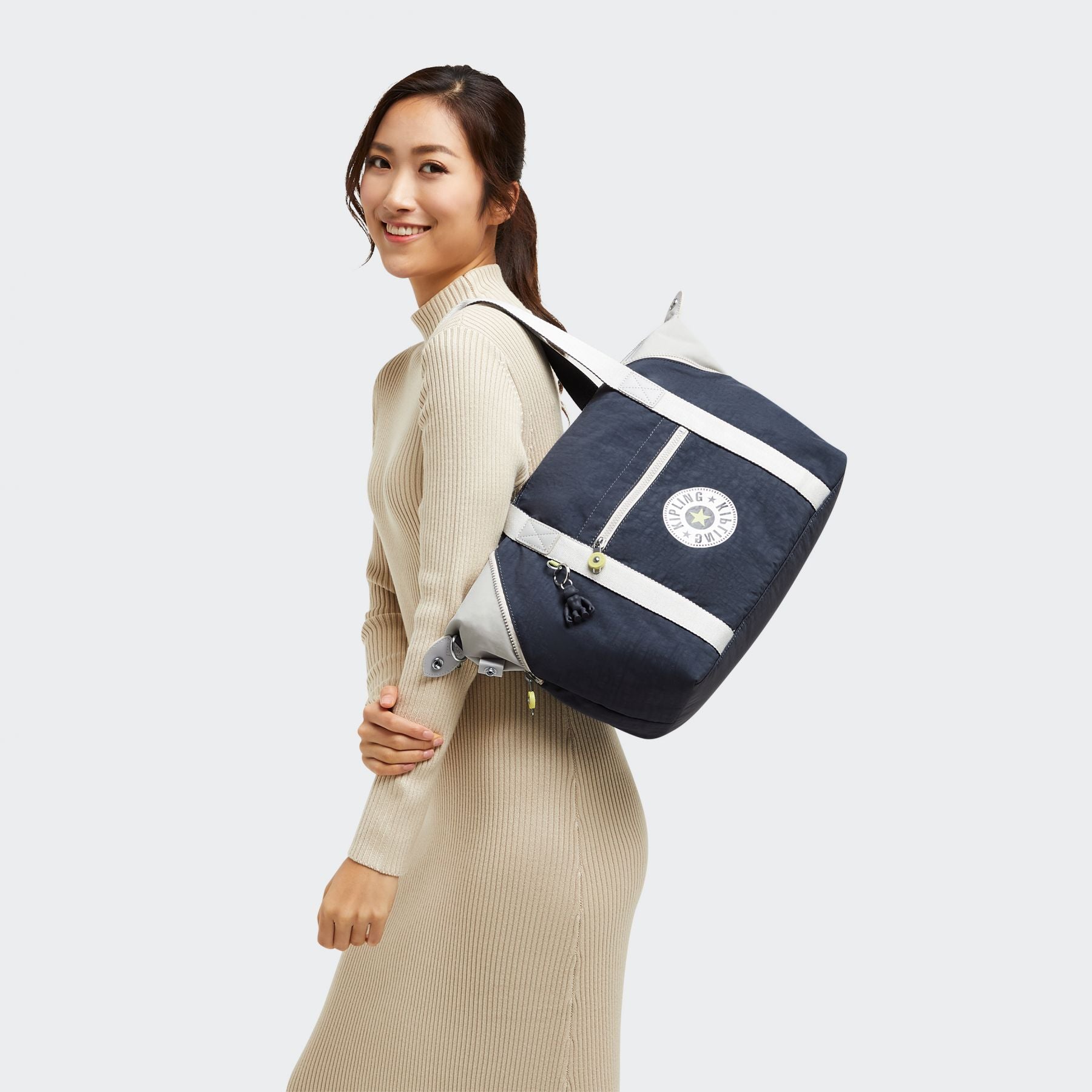 ART Handbag with Detachable Straps 3 Colors ART Handbag with Detachable Straps 3 Colors