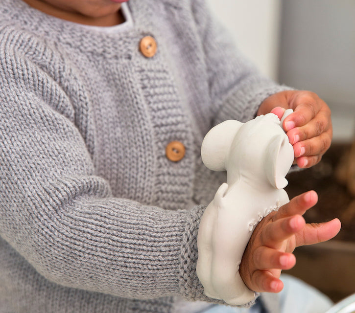 OLI & CAROL - Nelly the Elephant - Teether & Bath Toy OLI & CAROL - Nelly the Elephant - Teether & Bath Toy