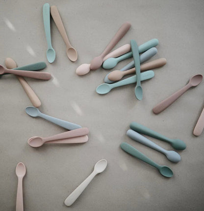 MUSHIE - Silicone Baby Spoons - Soft Lilac - BambiniJO | Buy Online | Jordan