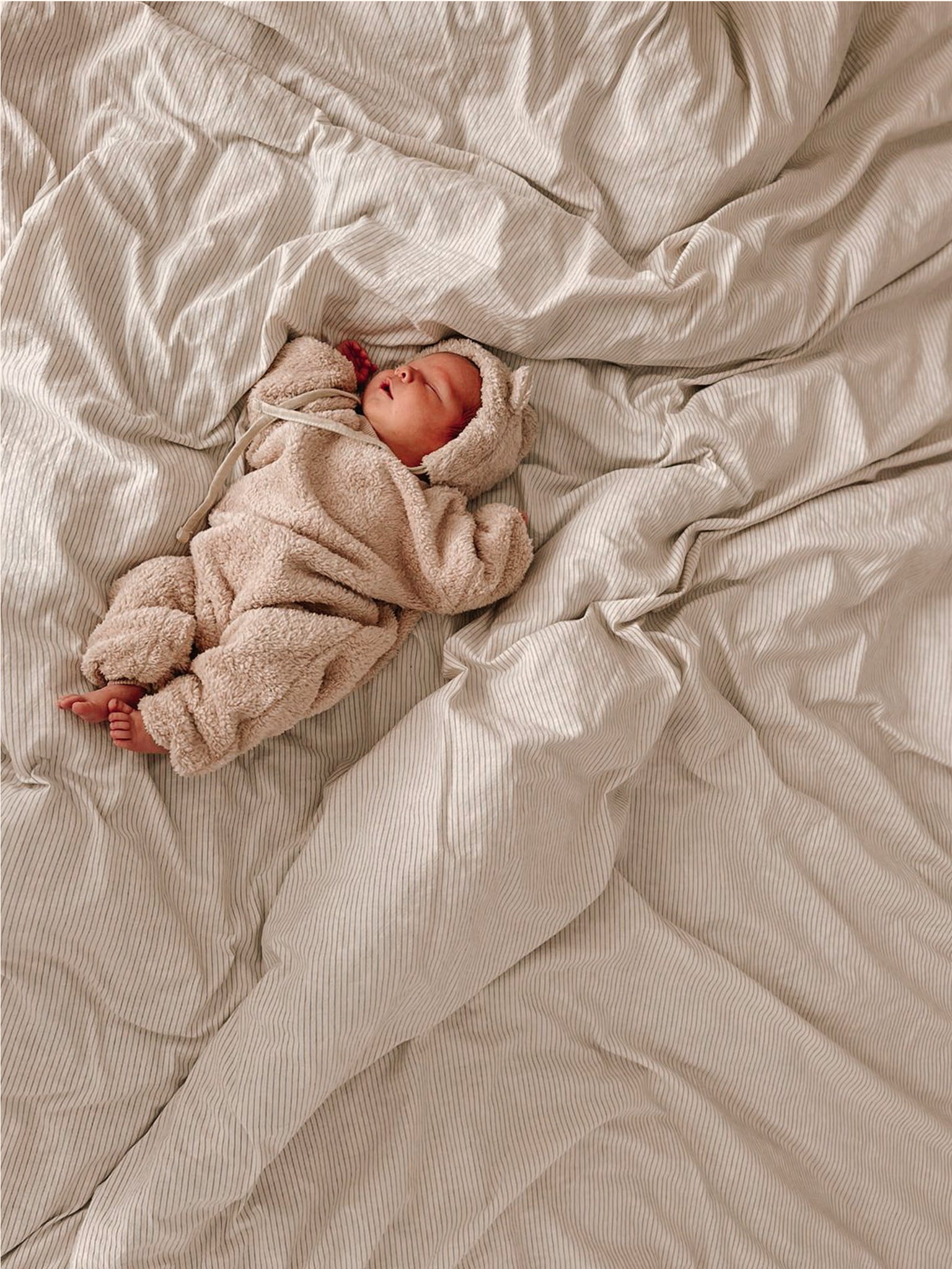 Organic Poffy Romper With Matching Hat Organic Poffy Romper With Matching Hat