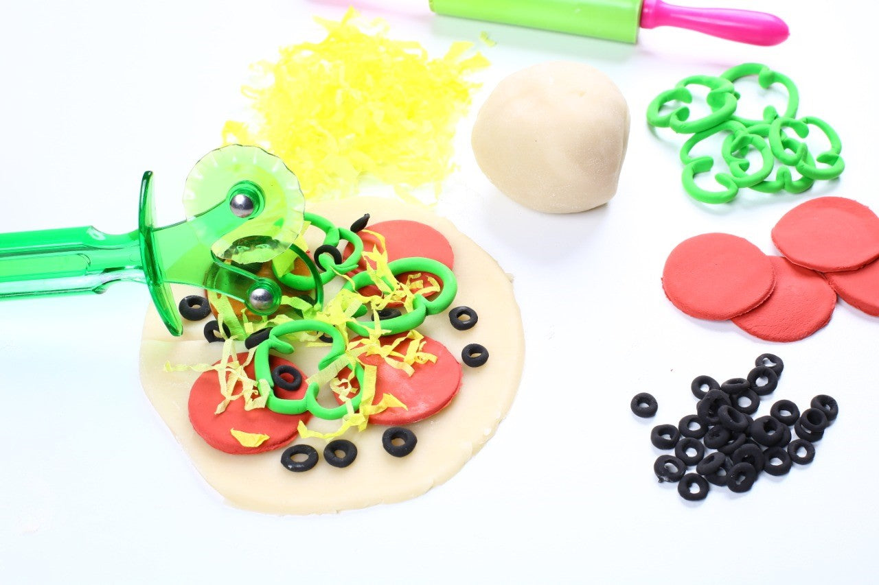 Yippee - Sensory Pizza Kit by Rahma Yippee - Sensory Pizza Kit by Rahma